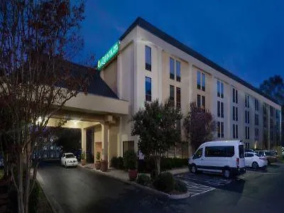 Clt Airport Inn & Suites Charlotte