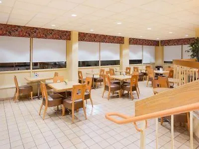 Clt Airport Inn & Suites Charlotte Hotel