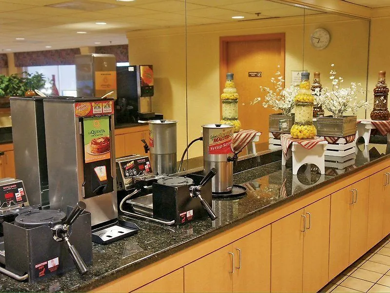 Clt Airport Inn & Suites Charlotte Hotel