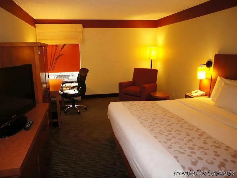 Hotel Clt Airport Inn & Suites Charlotte